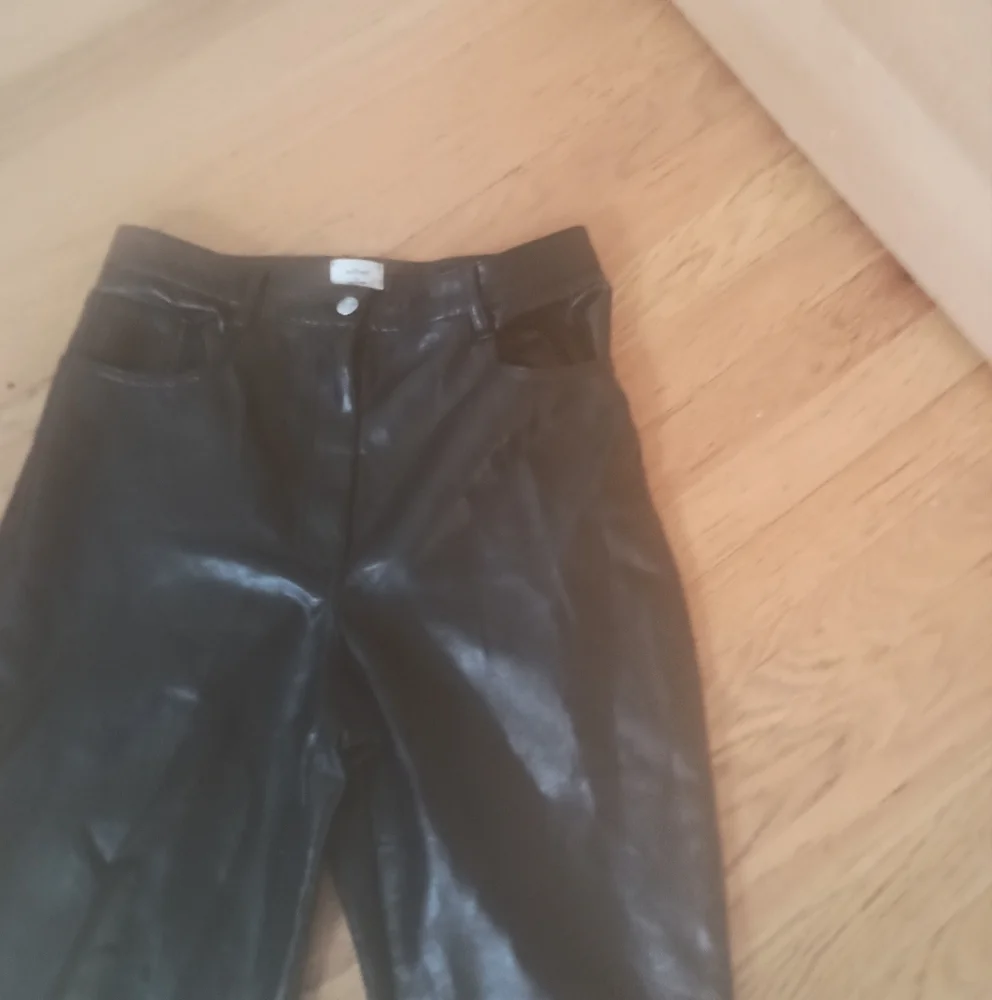 WILFRED LADIES WOMENS 12 BLACK LEATHER LIKE PANTS PARTY EXC SHAPE $120 SPRING - Picture 3 of 5